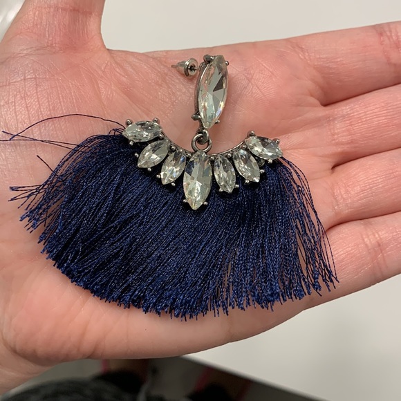 NWOT Dark Blue Fringe Earrings - Picture 4 of 5